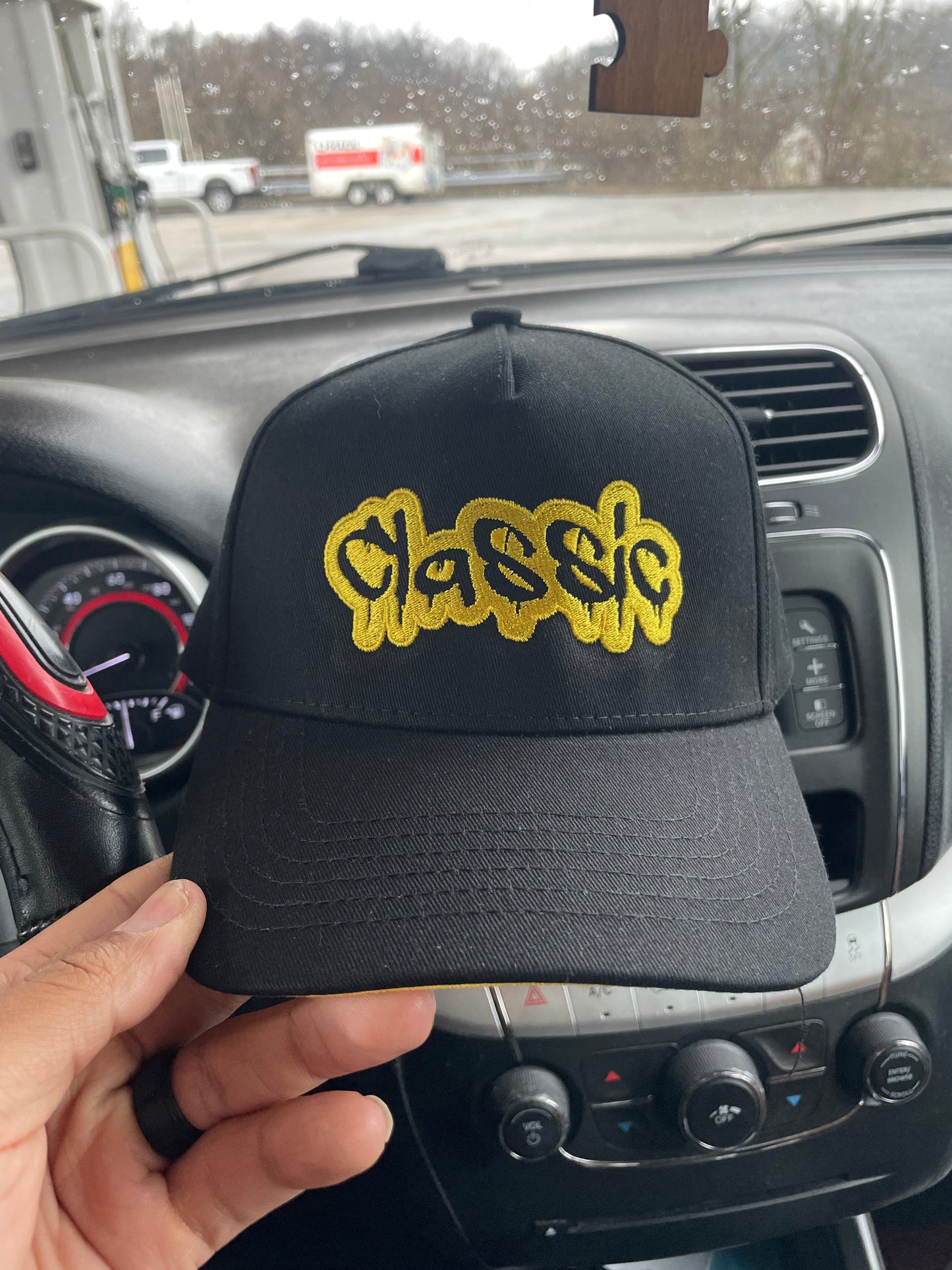 Black & Yellow Golfer Hat (SnapBack)