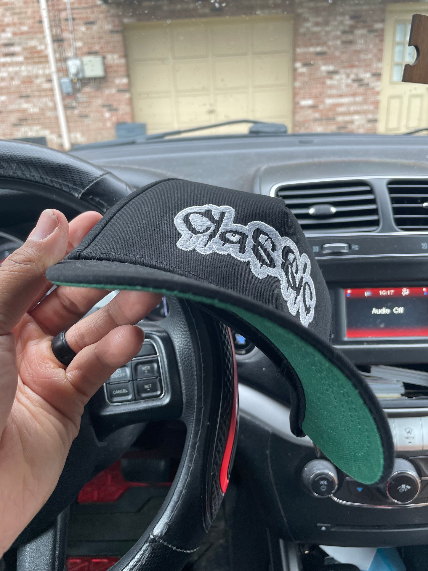 Black & White Golfer Hat (SnapBack)